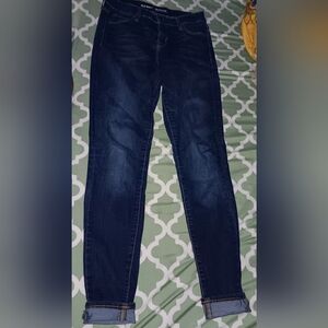 Size 2 Old navy Rockstar jeans!